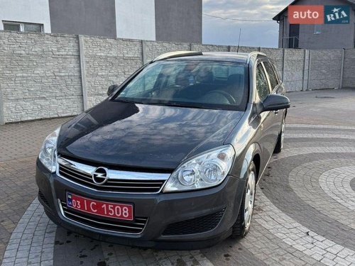 Opel Astra 2010