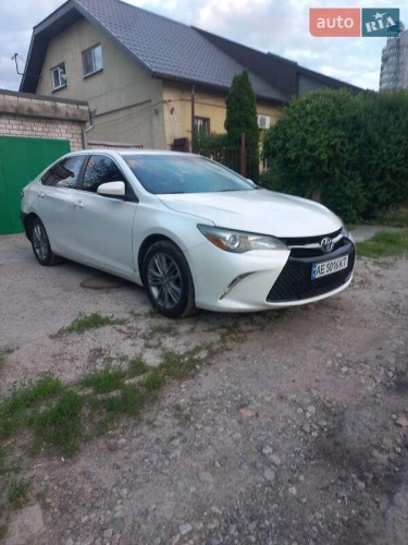 Toyota Camry 2015