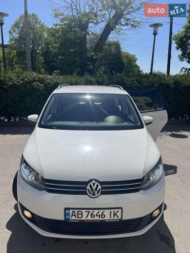 Volkswagen Touran 2014