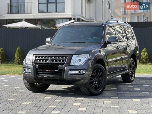 Mitsubishi Pajero Wagon 2017
