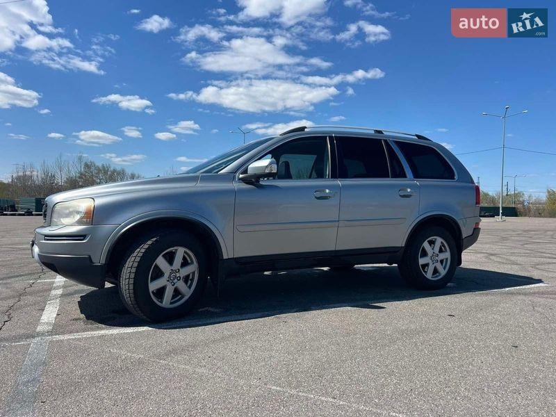 Volvo XC90 2011