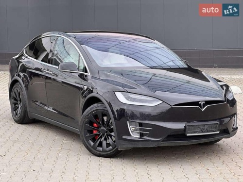 Tesla Model X 2018