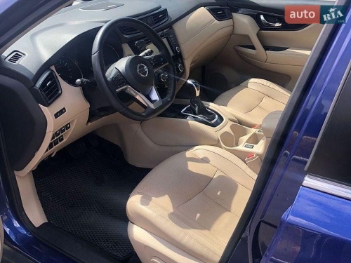 Nissan Rogue 2020