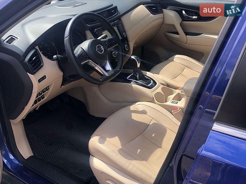 Nissan Rogue 2020
