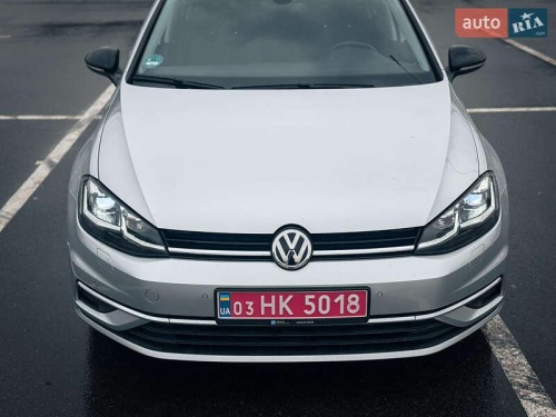 Volkswagen Golf 2020