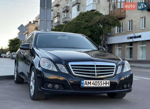 Mercedes-Benz E-Class 2009