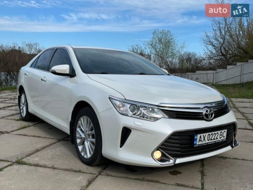 Toyota Camry 2015