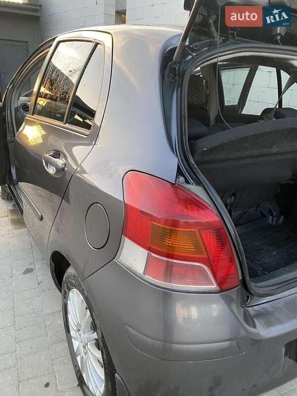 Toyota Yaris 2009