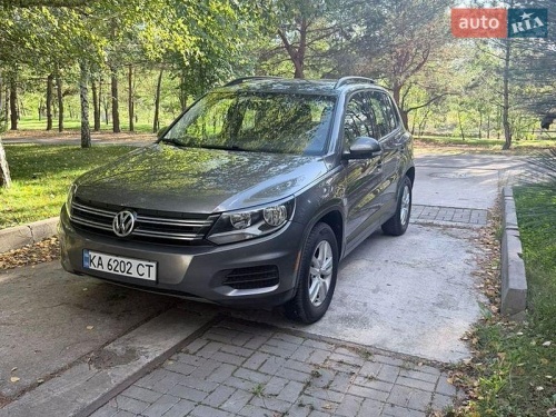 Volkswagen Tiguan 2015