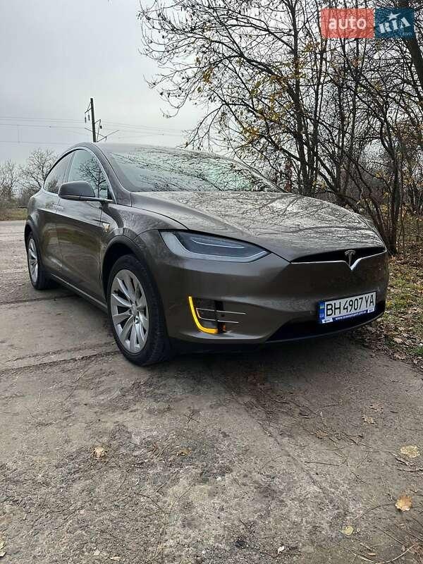 Tesla Model X 2016