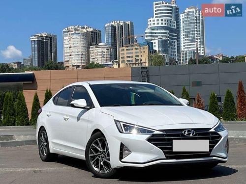 Hyundai Elantra 2018