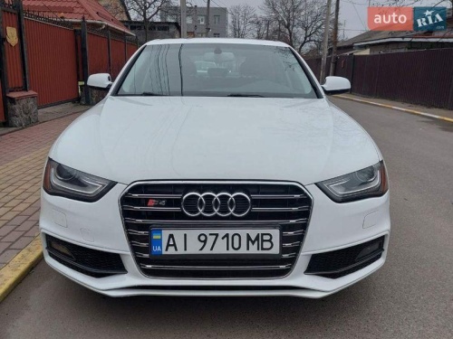 Audi A4 2015