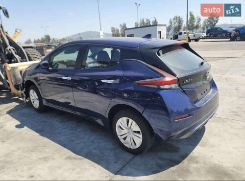 Nissan Leaf 2025