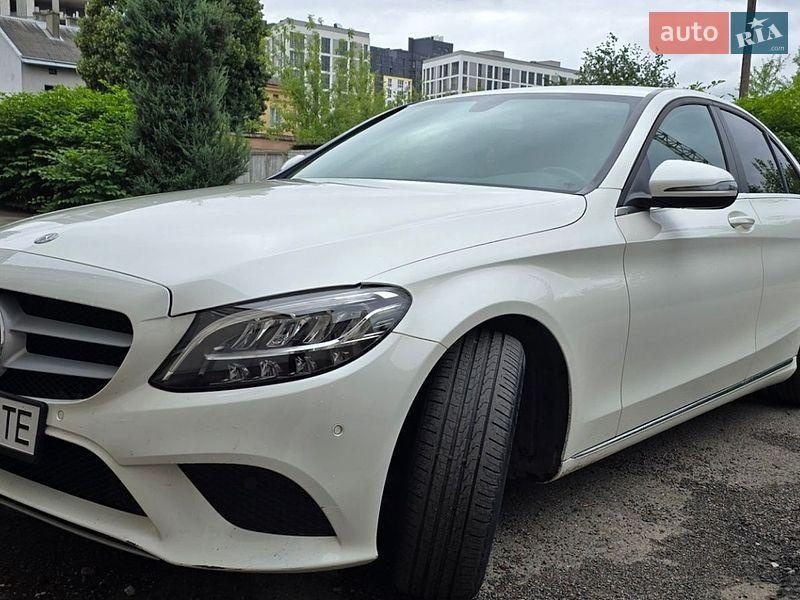 Mercedes-Benz C-Class 2018