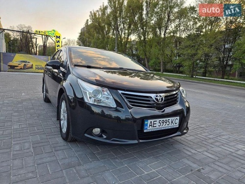 Toyota Avensis 2010