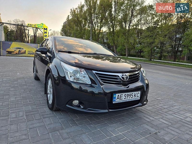 Toyota Avensis 2010