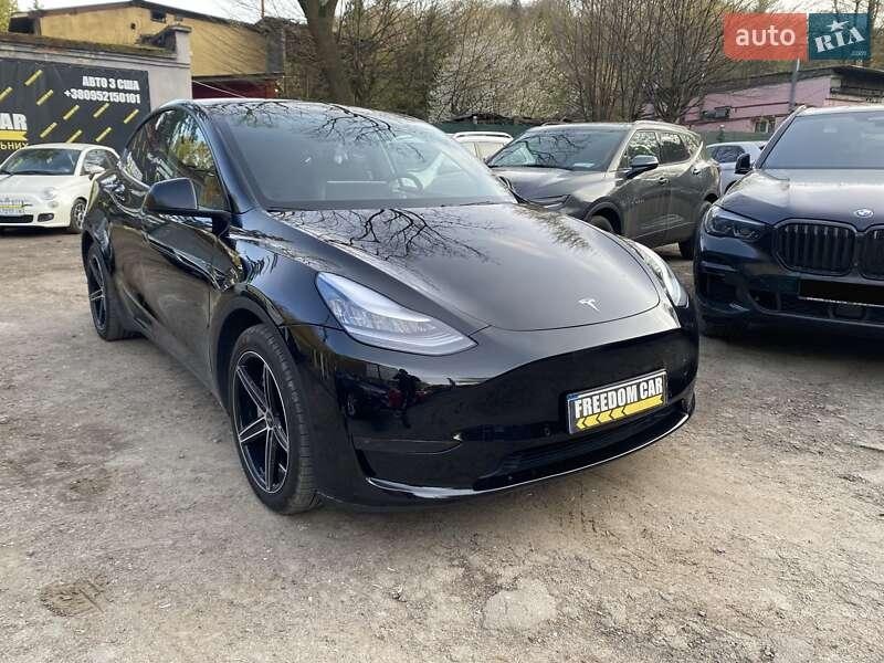 Tesla Model Y 2020