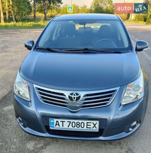 Toyota Avensis 2011
