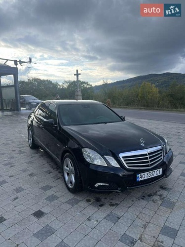 Mercedes-Benz E-Class 2009