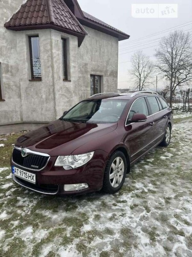 Skoda Superb 2011