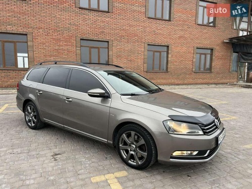 Volkswagen Passat 2011