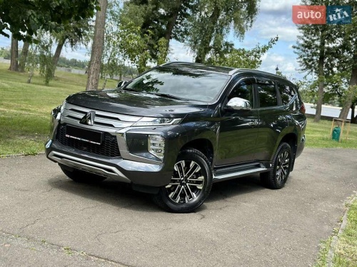 Mitsubishi Pajero Sport 2021