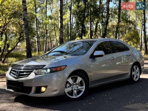 Honda Accord 2011