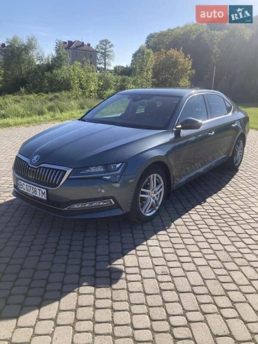 Skoda Superb 2021