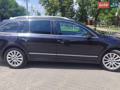 Skoda Superb 2011