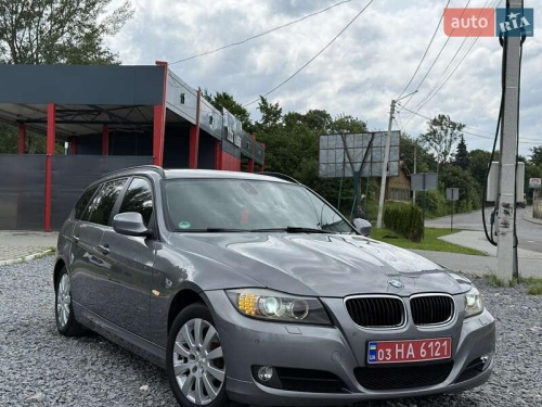 BMW 3 Series 2011