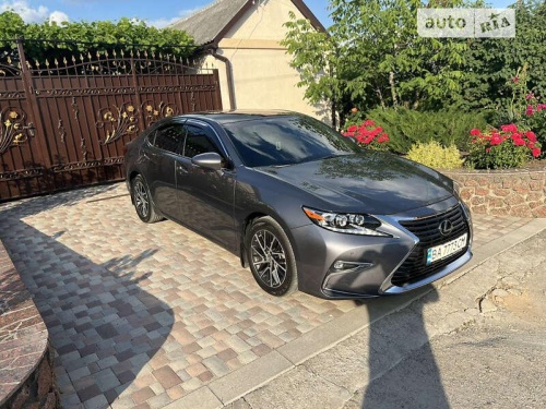 Lexus ES 2018