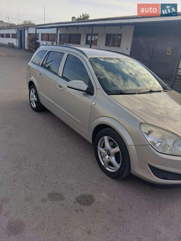 Opel Astra 2008