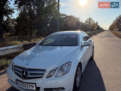 Mercedes-Benz E-Class 2010