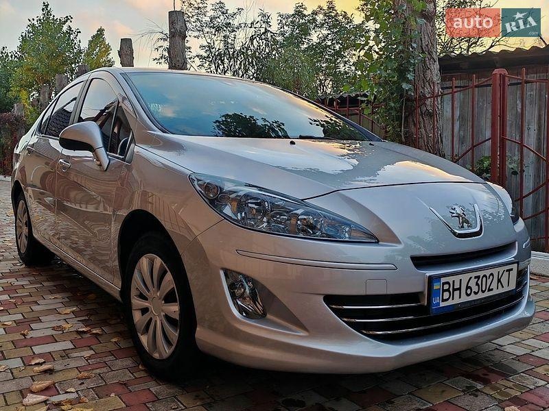 Peugeot 408 2012