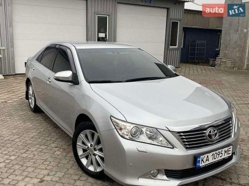 Toyota Camry 2012