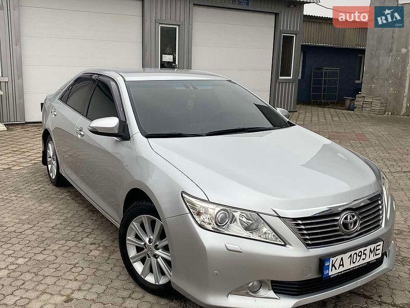 Toyota Camry 2012