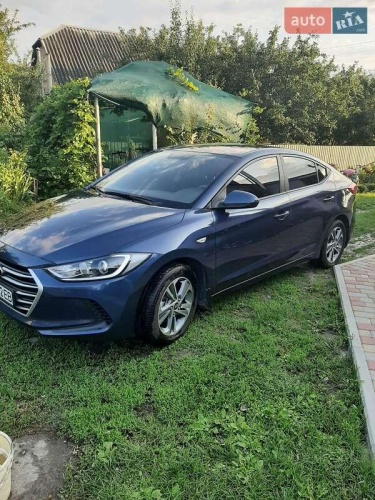 Hyundai Elantra 2017