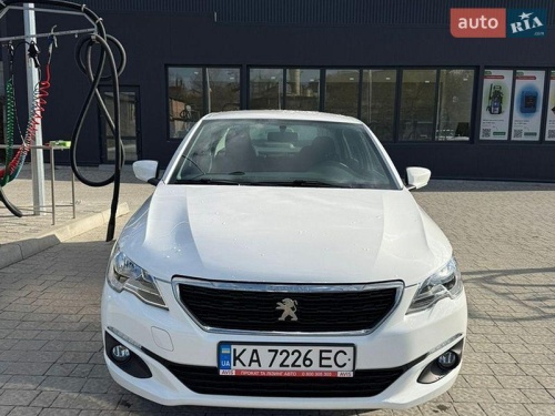 Peugeot 301 2021