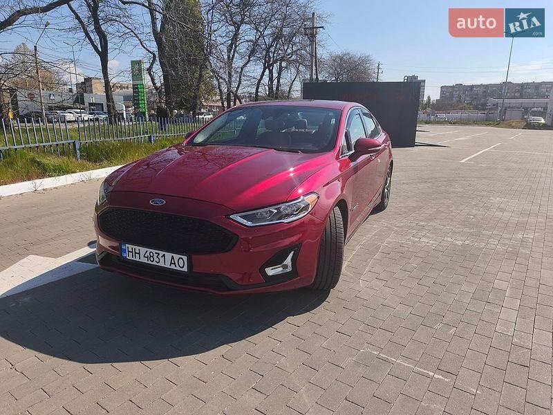 Ford Fusion 2019