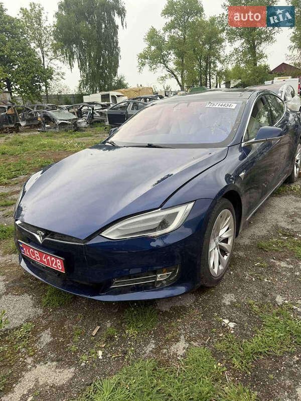 Tesla Model S 2017