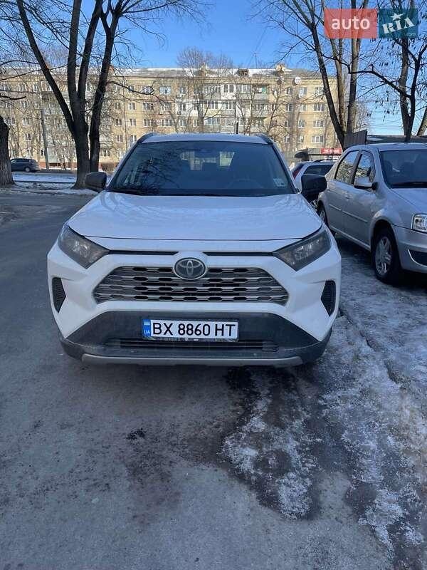 Toyota RAV4 2021