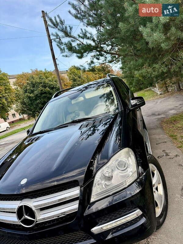 Mercedes-Benz GL-Class 2011