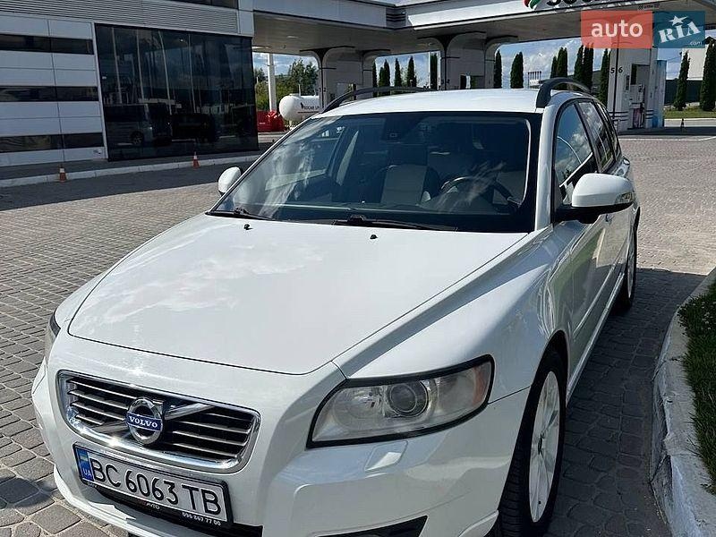 Volvo V50 2011