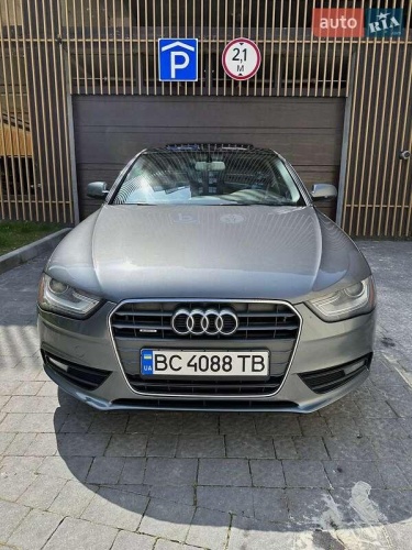 Audi A4 2012