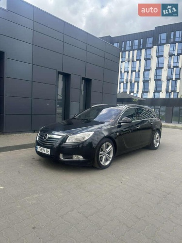 Opel Insignia 2011