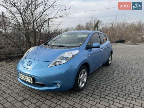 Nissan Leaf 2011