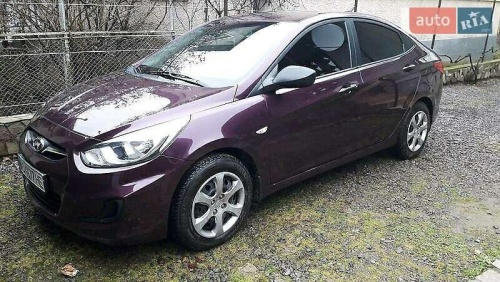 Hyundai Accent 2011