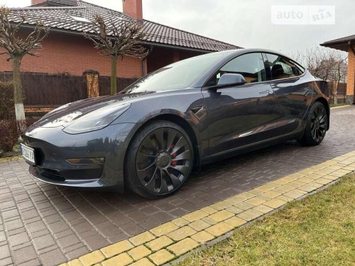 Tesla Model 3 2022