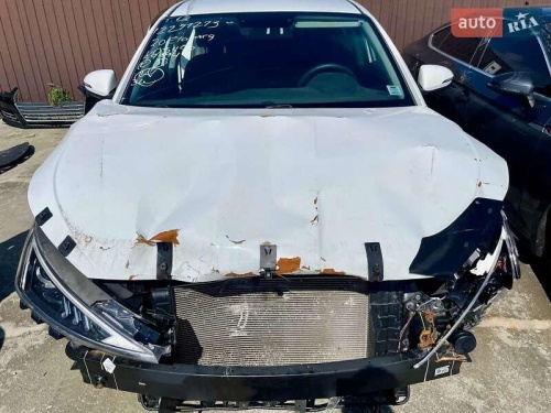 Hyundai Elantra 2019