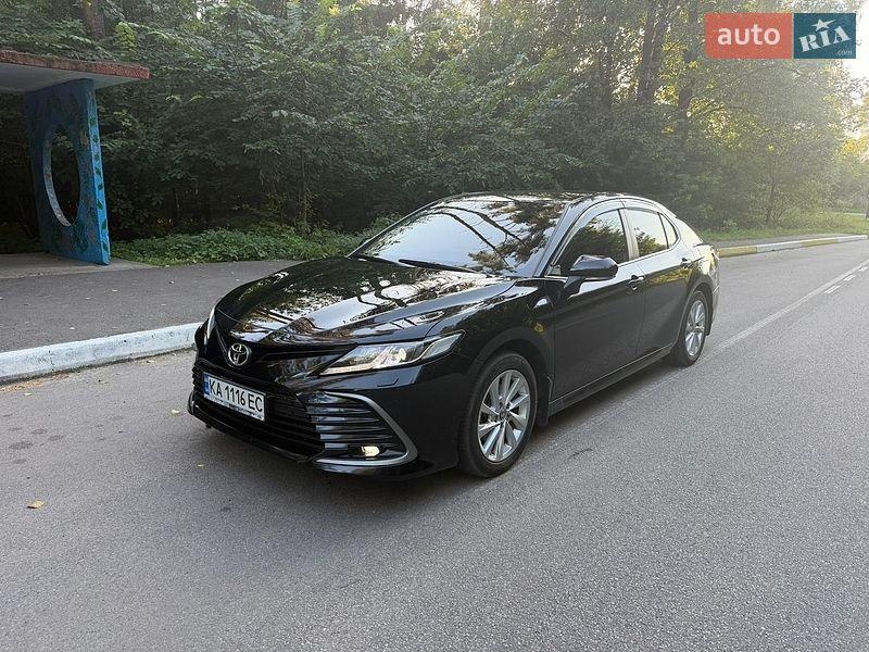 Toyota Camry 2023